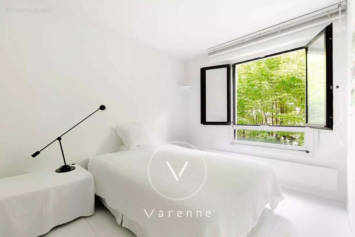 Appartement à PARIS-20E