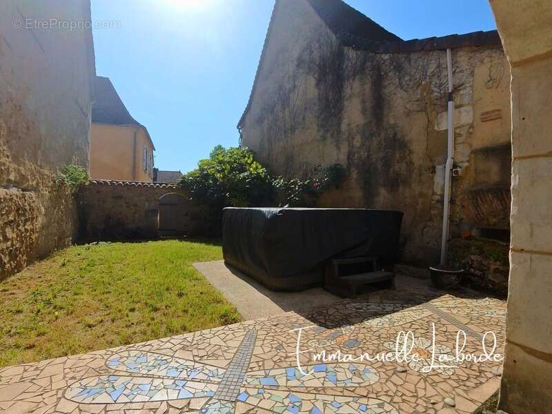 Maison de caractère avec dépendance, patio, jardin et jacuzzi – Saint-Georges-de-Montclard, 20/25 min de Bergerac - photo 22