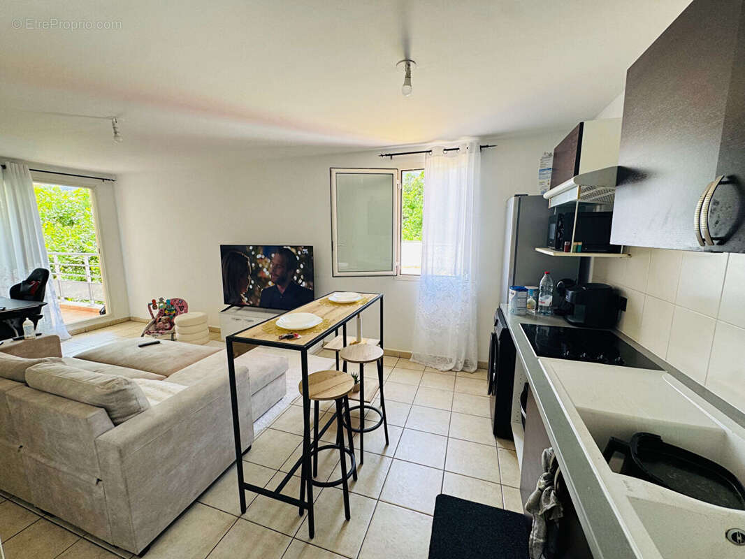 Appartement à SAINT-DENIS