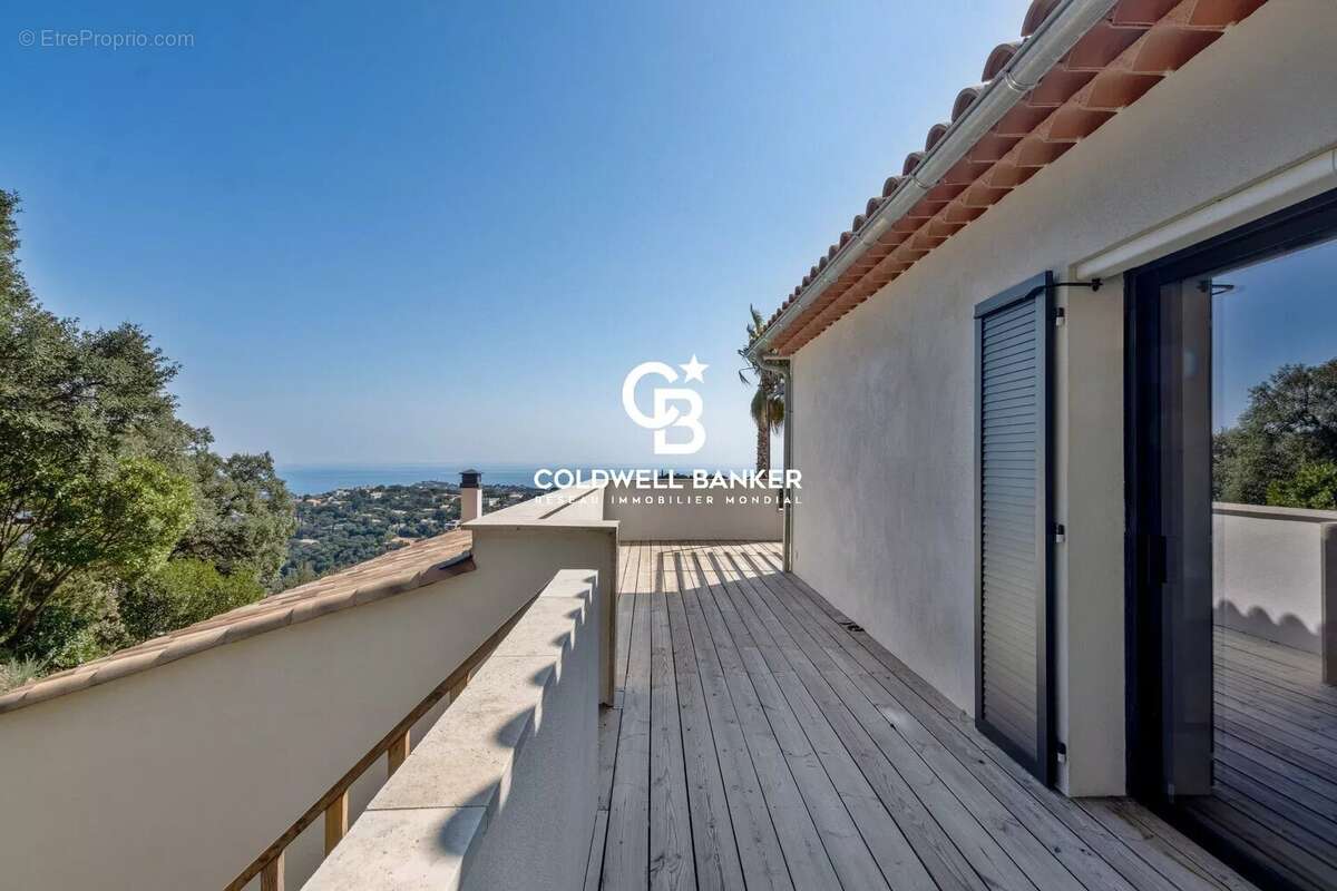 Maison à CAVALAIRE-SUR-MER