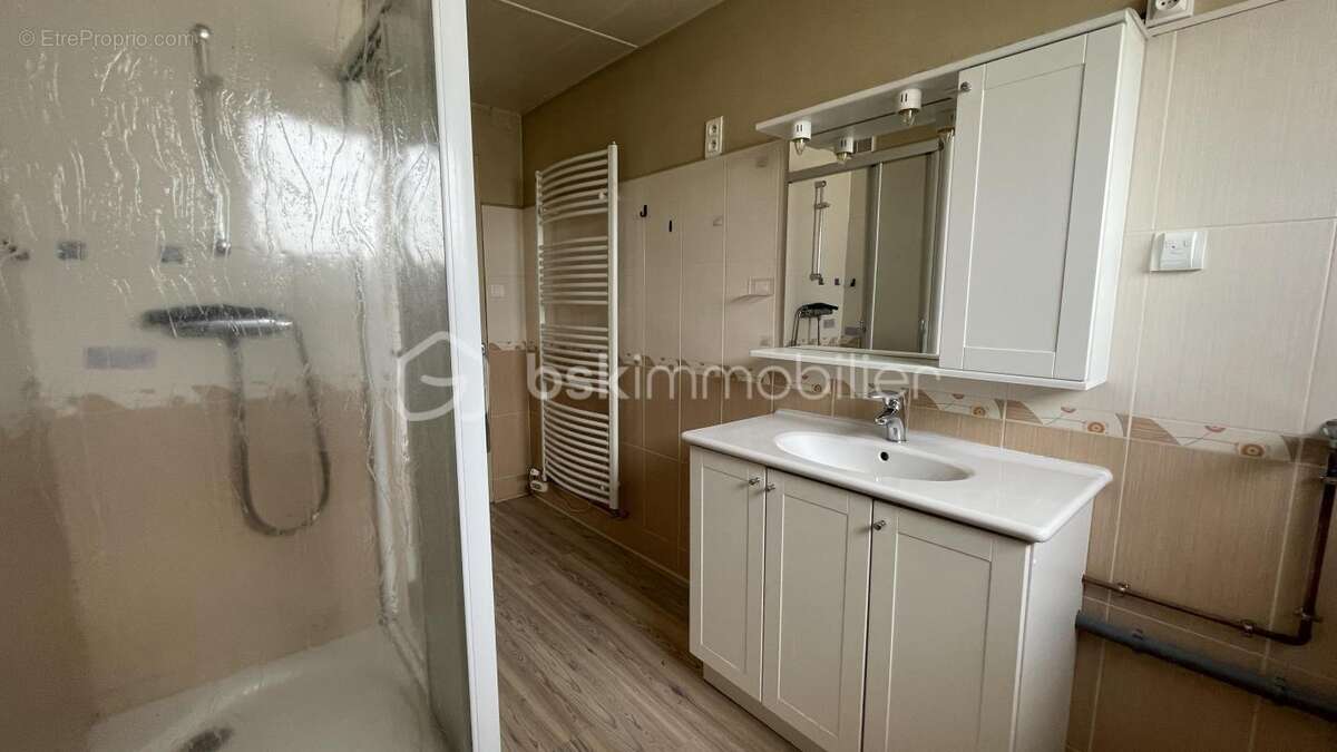 Maison à SAINT-ALBAN-SUR-LIMAGNOLE