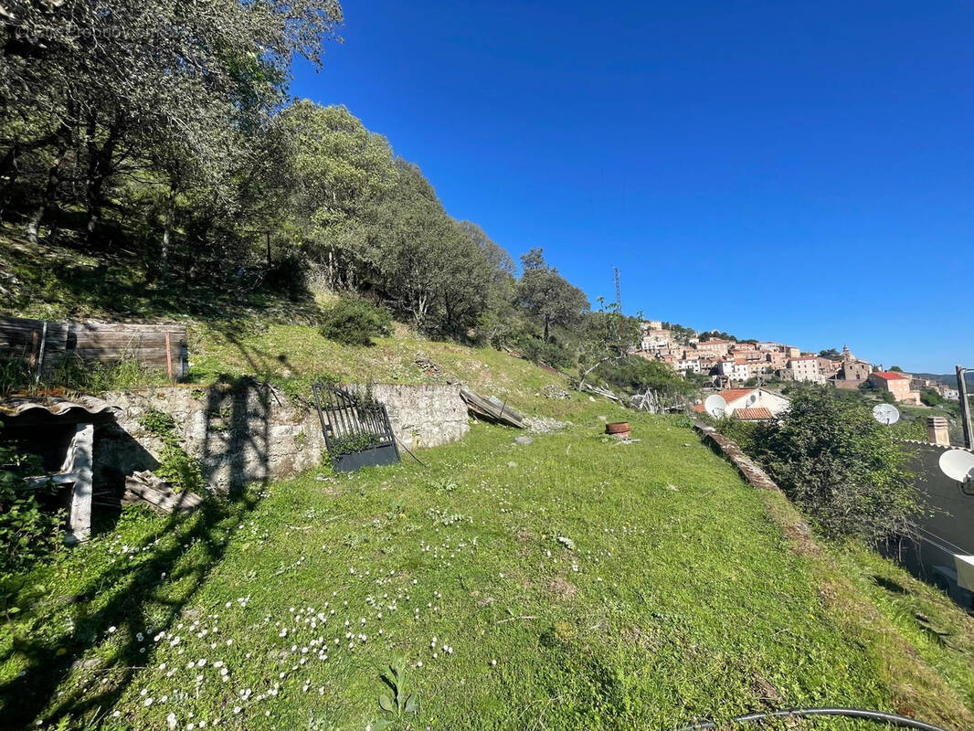 Maison à CASTIFAO