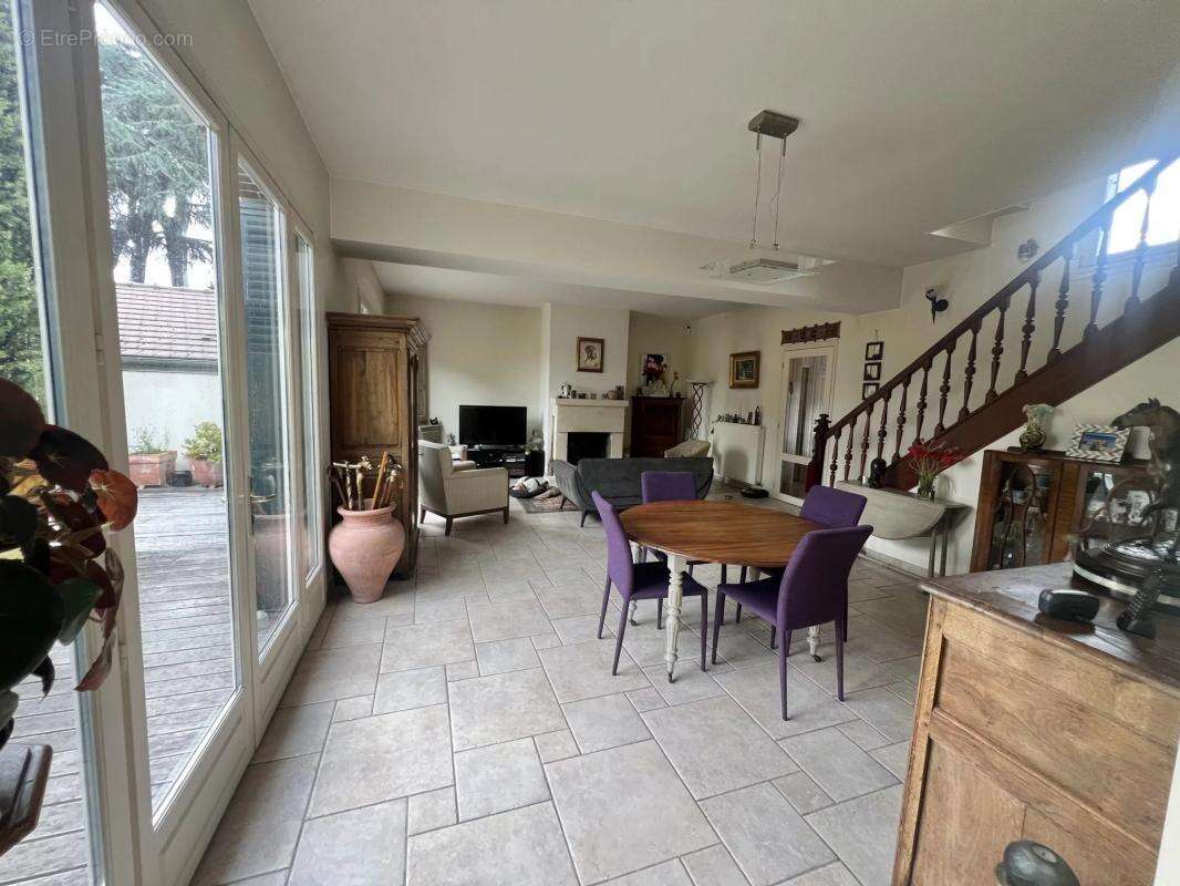 Maison à PORCHEVILLE