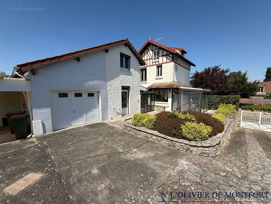 Maison à MONTFORT-L'AMAURY