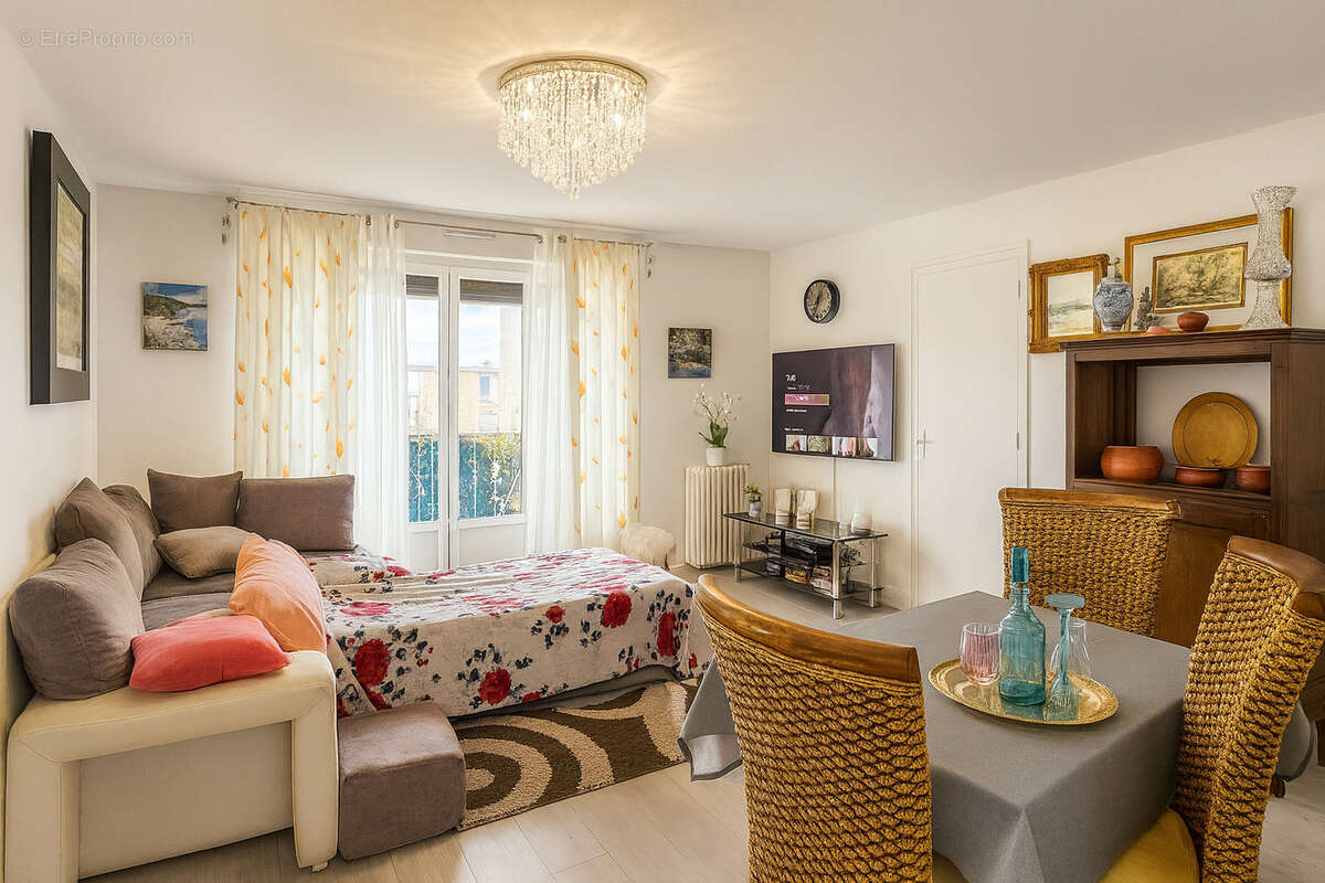 Appartement à PONTAULT-COMBAULT