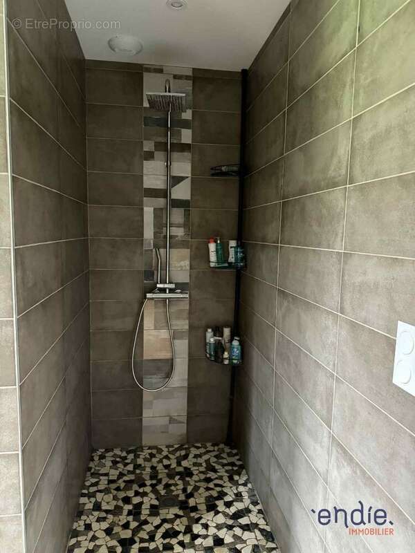 Maison à DOMPIERRE-SUR-BESBRE