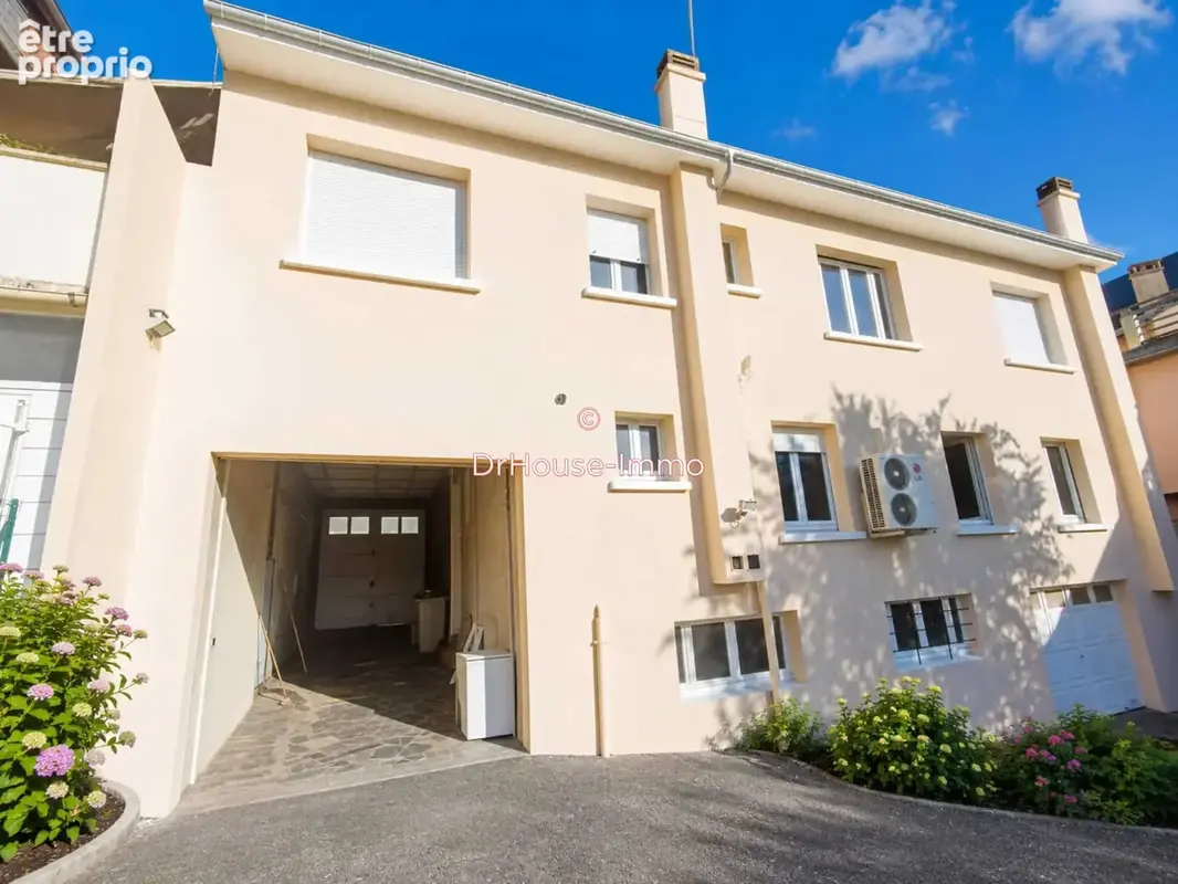 Appartement 5 pièces 125 m² à vendre à Oloron-Sainte-Marie (64400) - photo 2