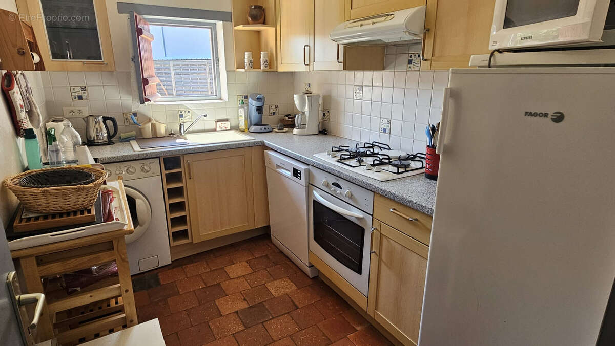Maison de 71 m2 habitables plein centre bourg ! - photo 5
