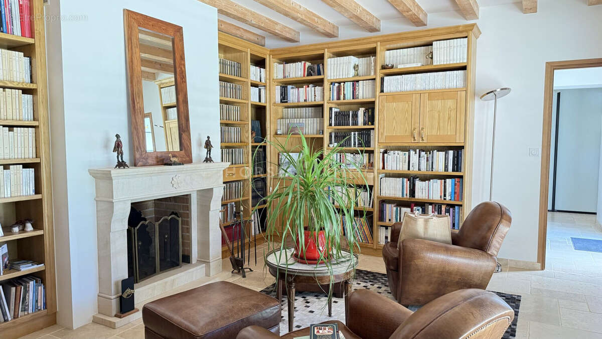 Maison 200 m² à Valence  - photo 3