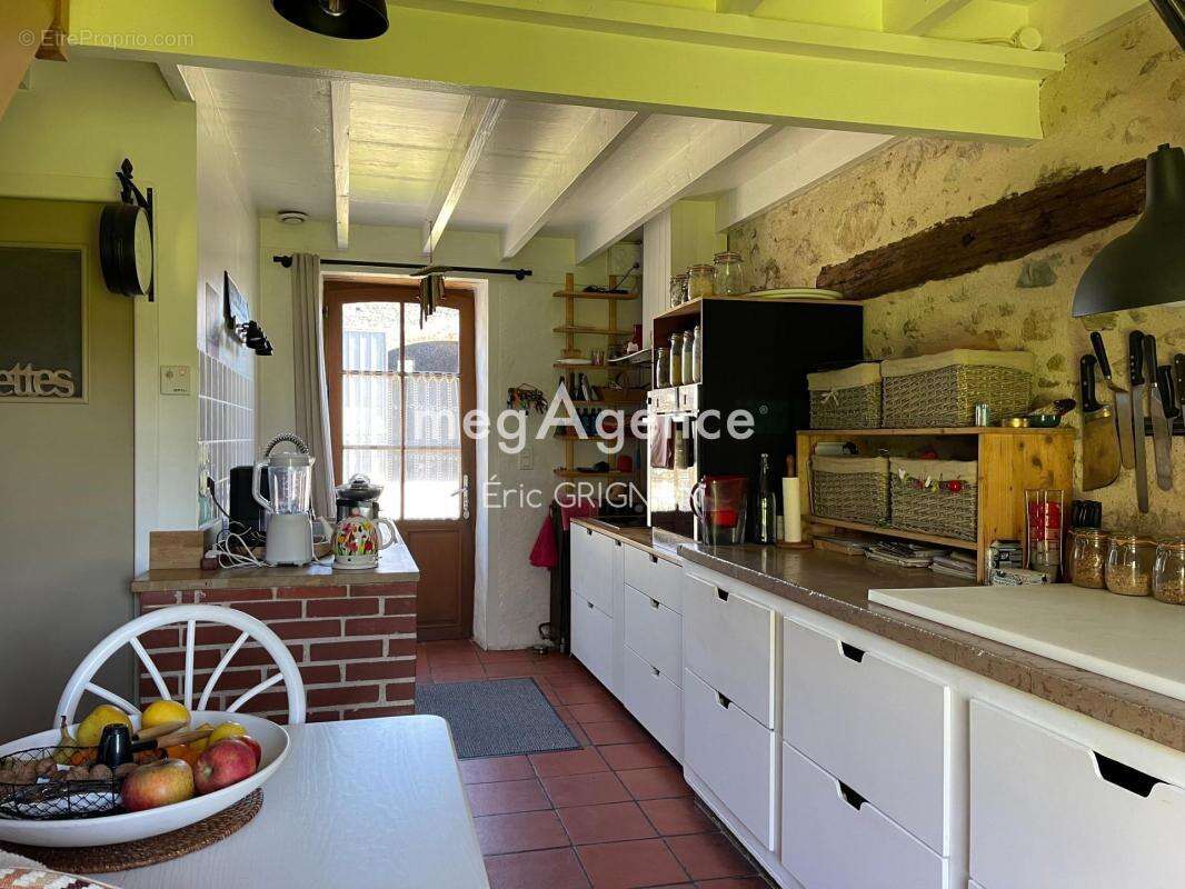 Maison à NIEUL-LE-DOLENT