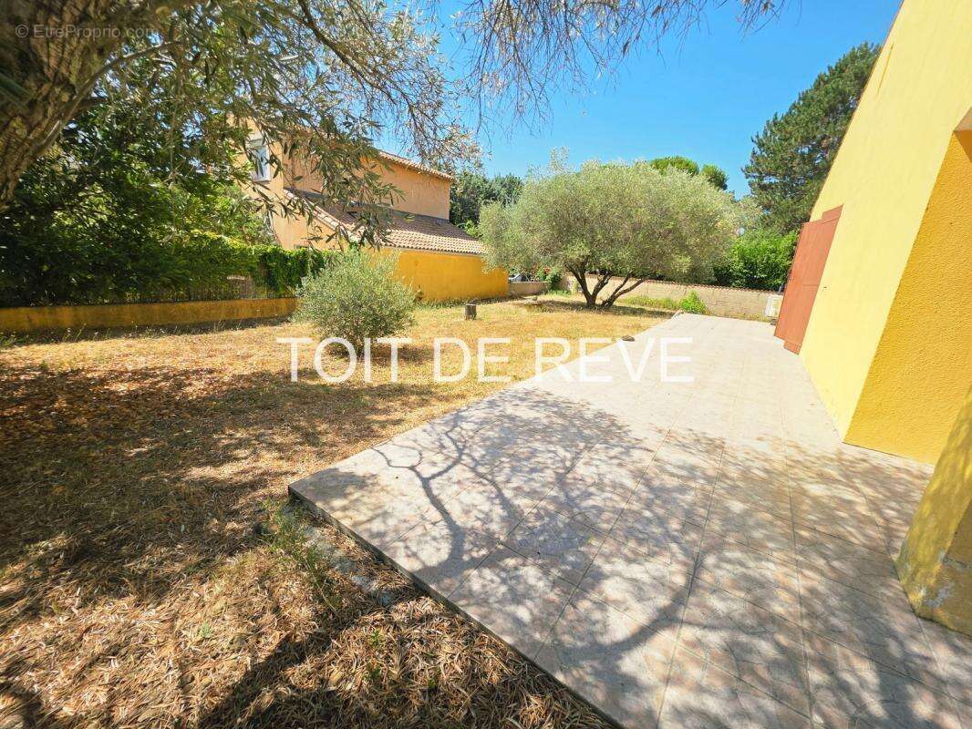 TEYRAN : Maison T5 de 135m² habitable sur une parcelle de 900m² - photo 4