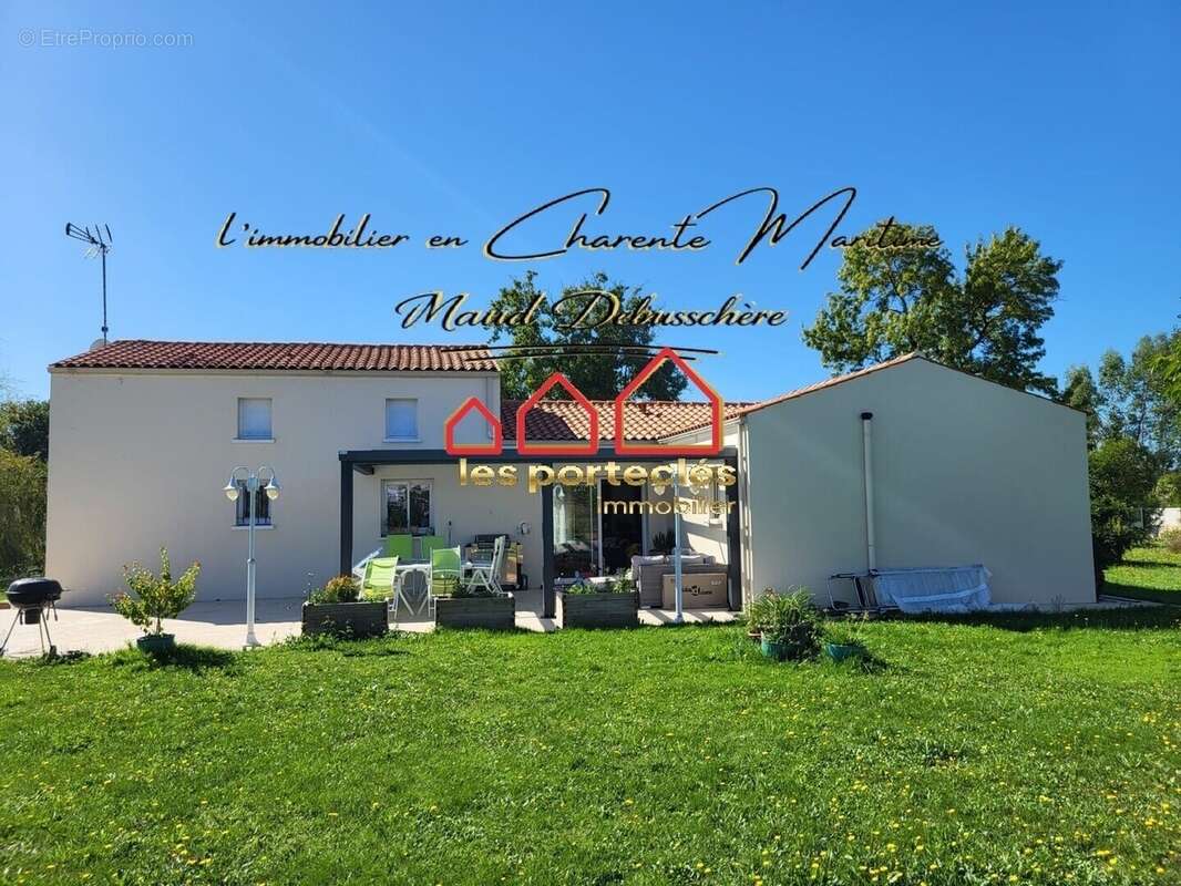 Maison à THENAC