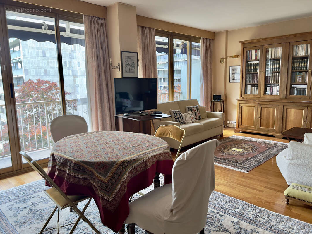 Appartement à BOULOGNE-BILLANCOURT