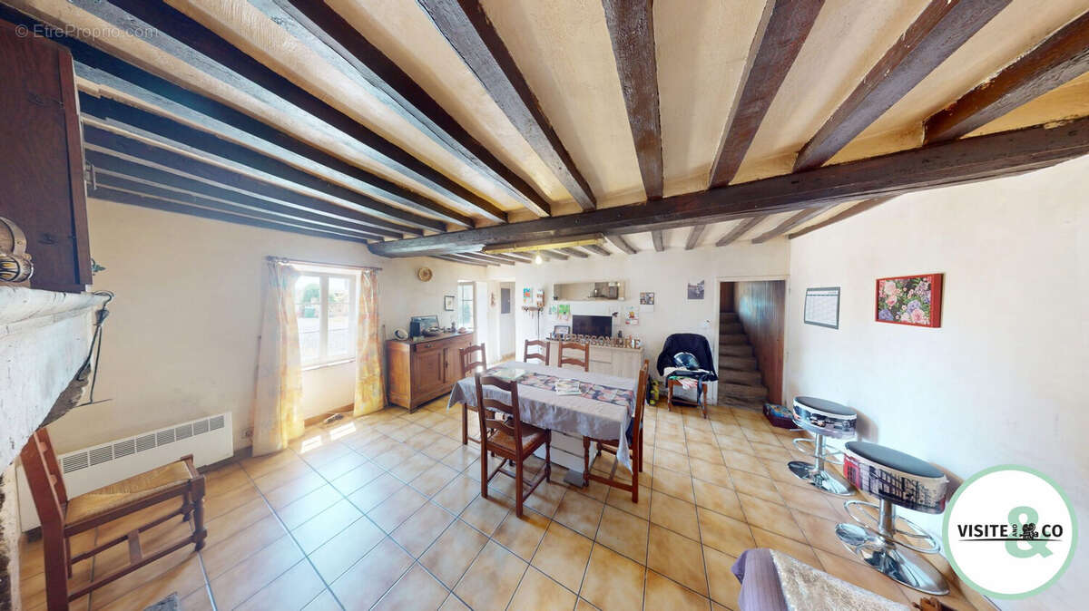 Maison à USSY