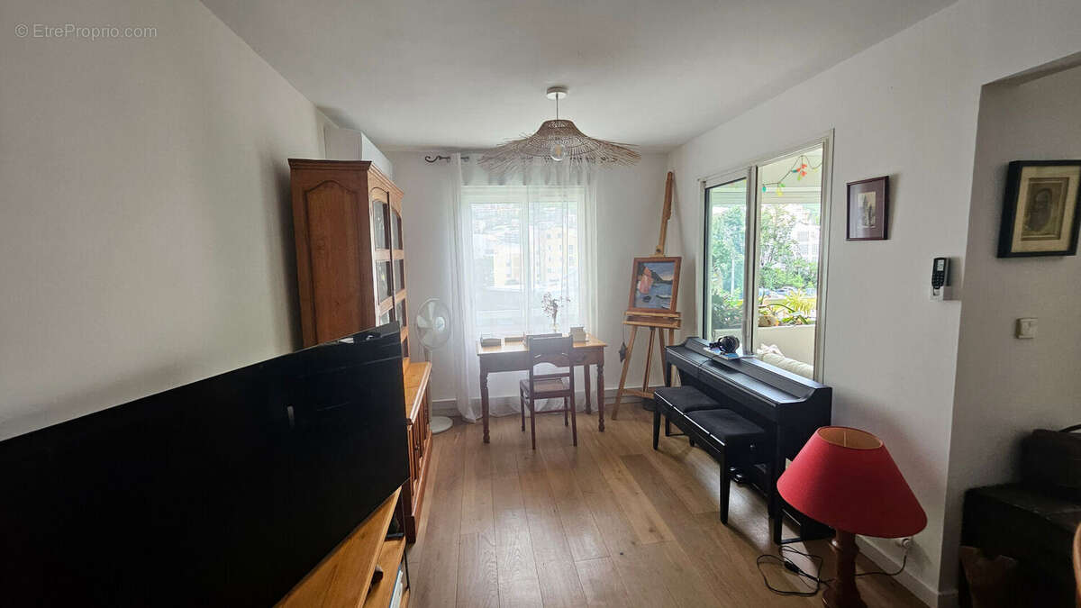 Appartement à SAINT-DENIS
