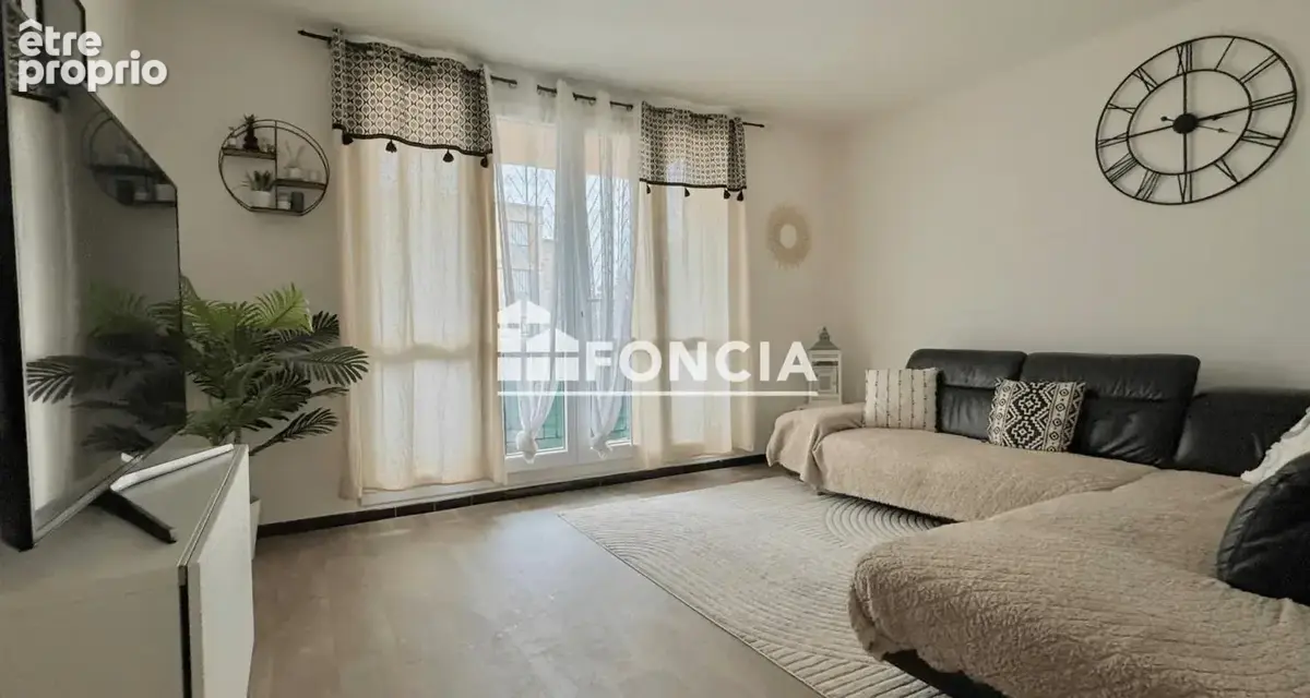 Appartement à LE PONTET