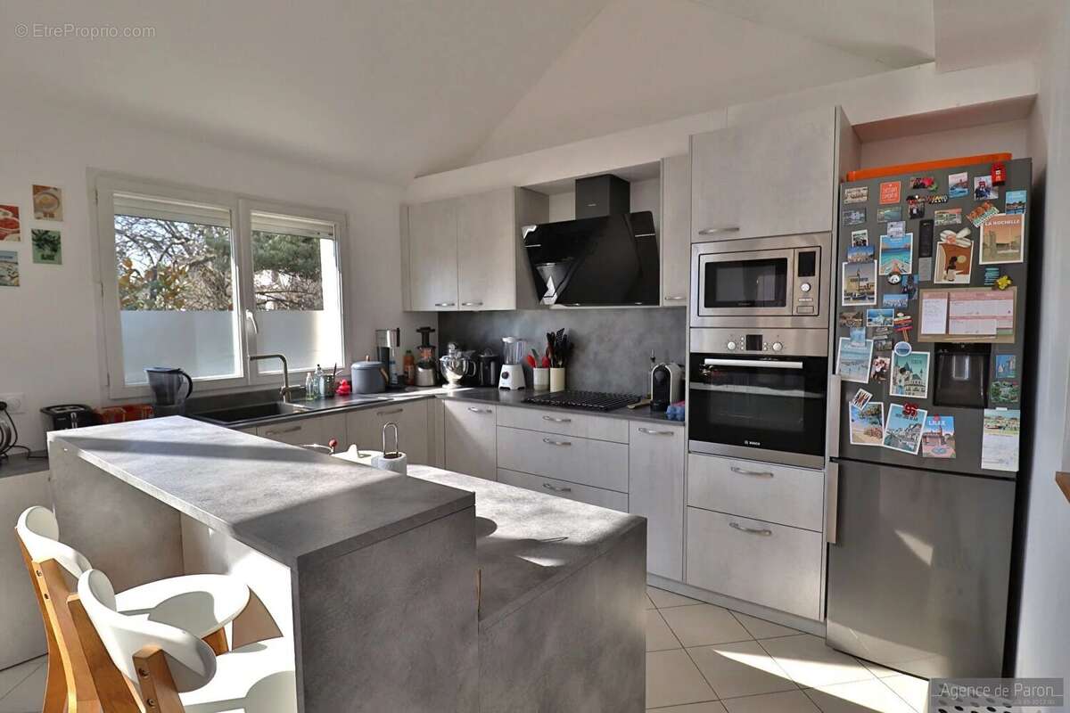 Maison à VERRIERES-LE-BUISSON