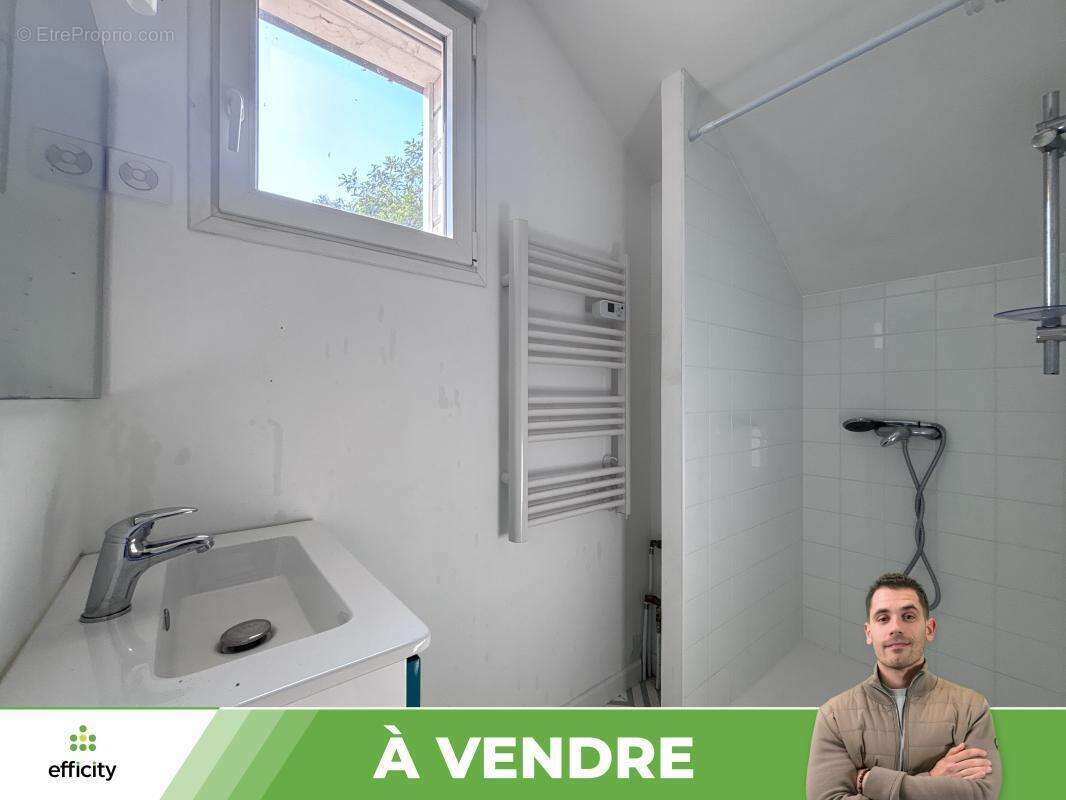 Maison à ROUILLE