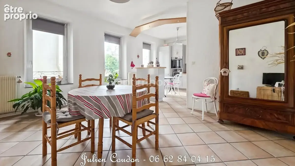 Royat centre thermal – 138 m² – 3 chambres – Balcon filant – Charme 1890 - photo 14