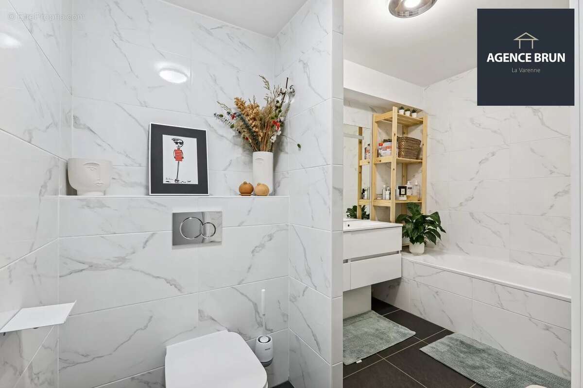 Appartement à SAINT-MAUR-DES-FOSSES