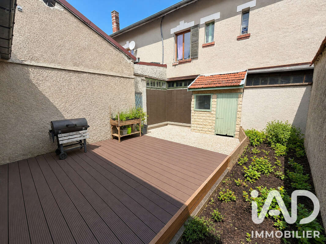 Maison 118 m² à Varennes-En-Argonne  - photo 5
