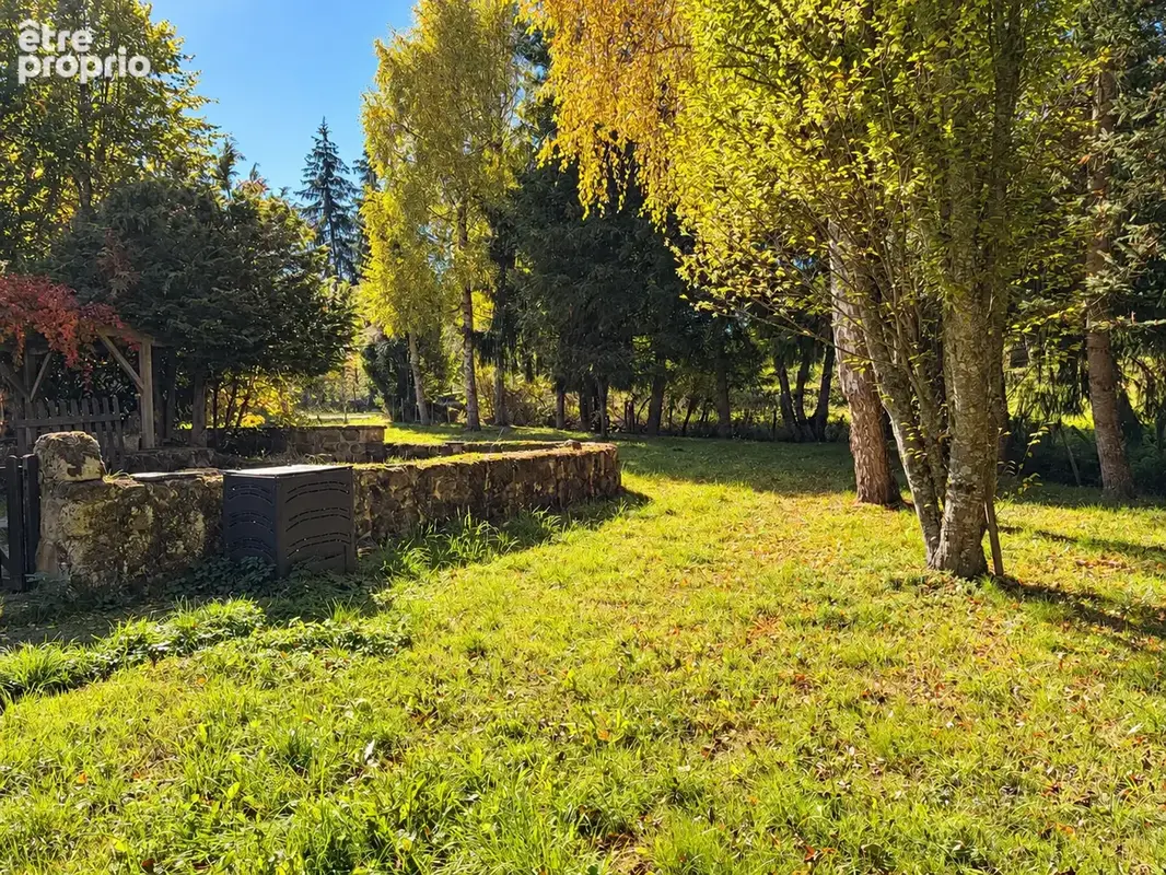 Ancienne ferme avec 1400 m2 de terrain - photo 4