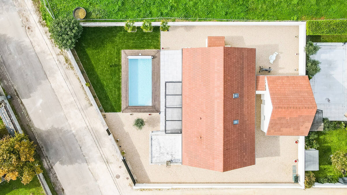 Maison à MOREY-SAINT-DENIS