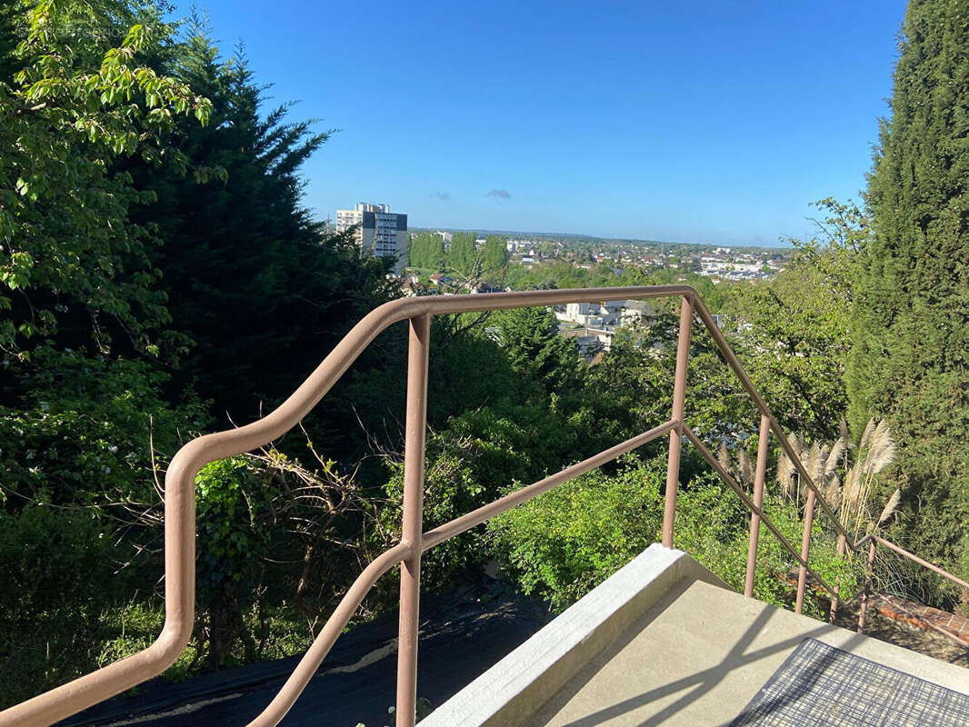 Maison à CHATELLERAULT