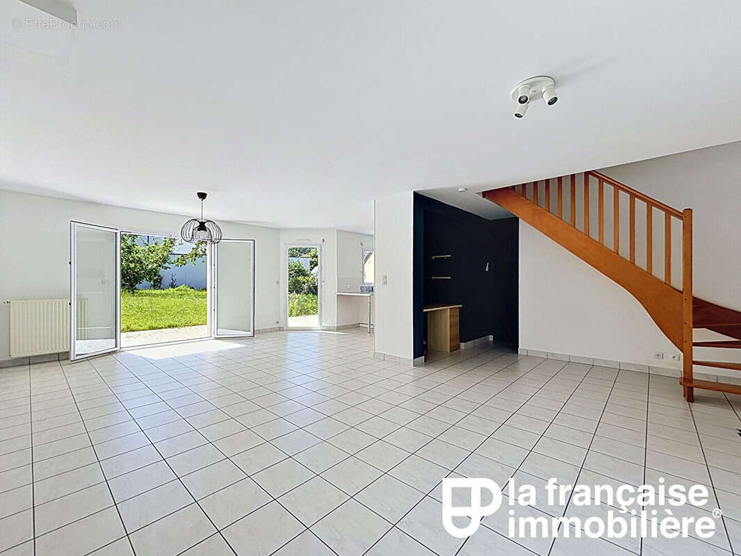 Maison 5 chambres à Pacé  131 m² - photo 2