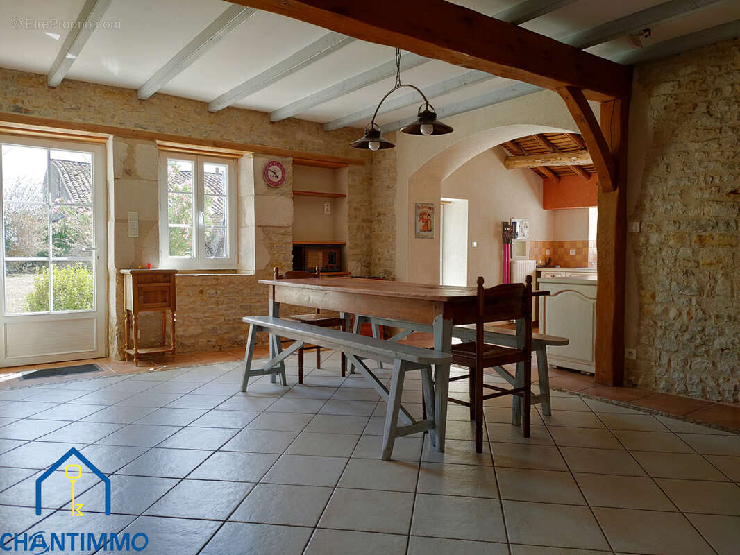Maison à SAINTE-HERMINE