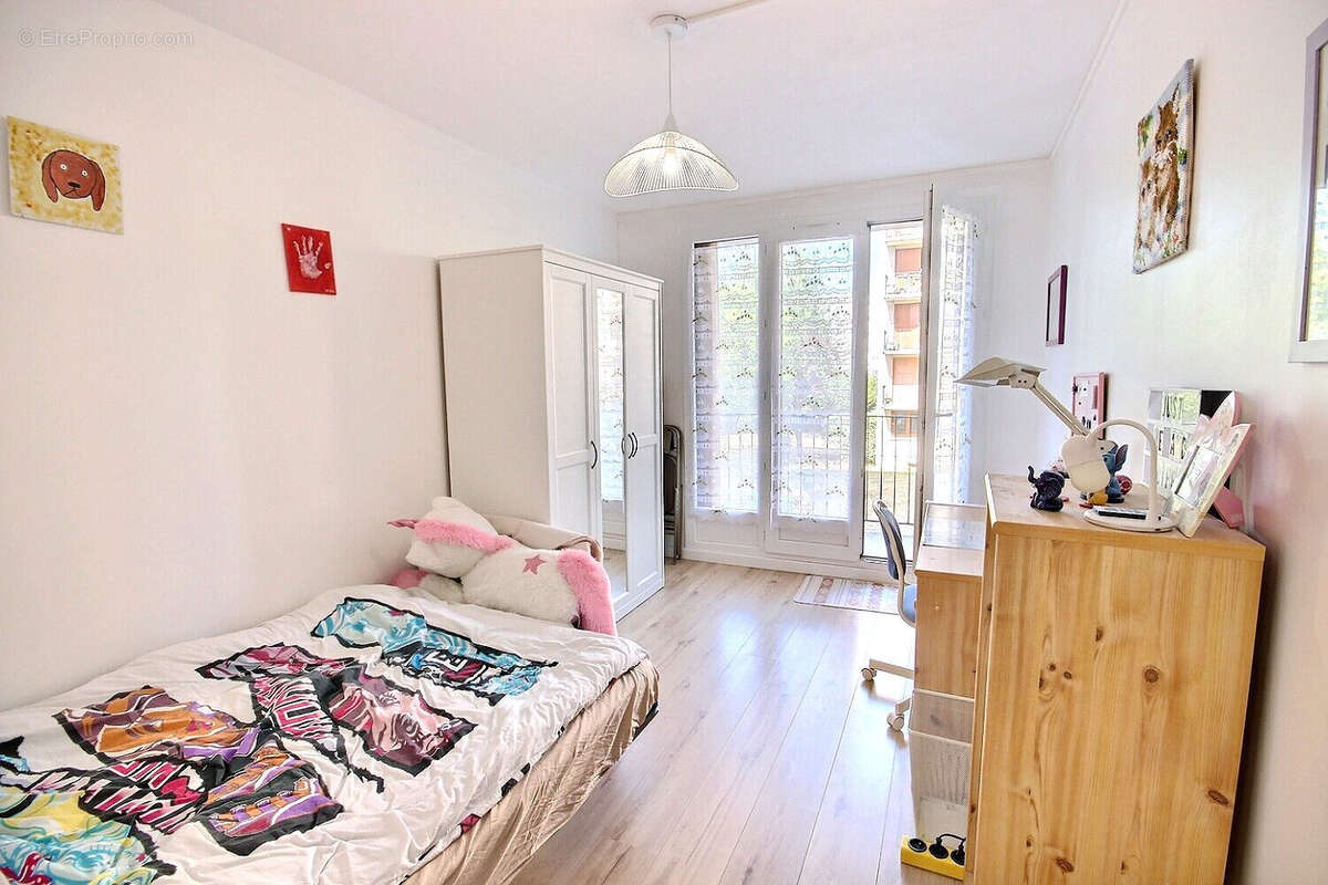 Appartement 68m² à fresnes - photo 3