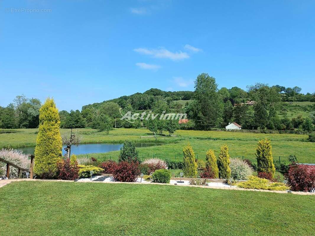 4268 3 - Maison à BEAURAINVILLE