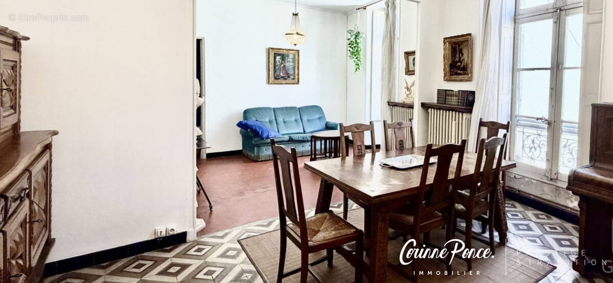 Appartement à NIMES