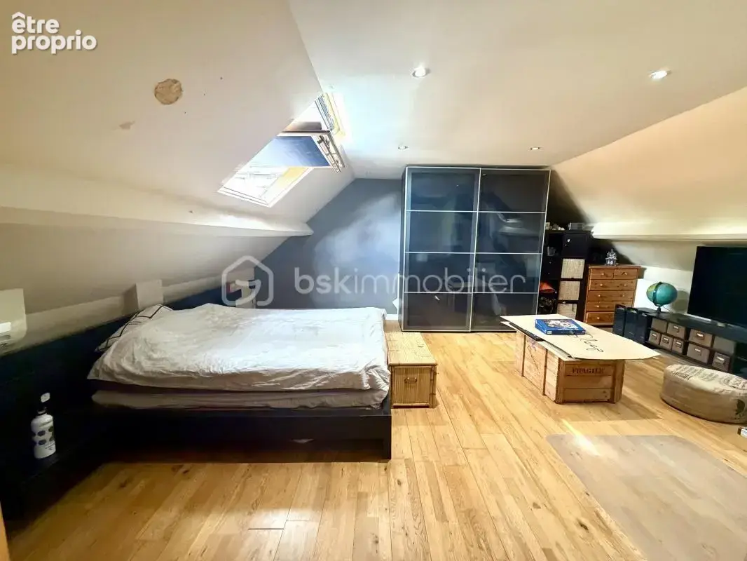 Maison de ville T6 135 m² – Cour privative 40 m² – Terrasse en mezzanine sans vis-à-vis - photo 8