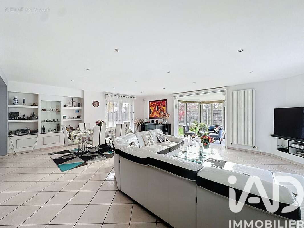 Photo 2 - Maison à LA GOUESNIERE