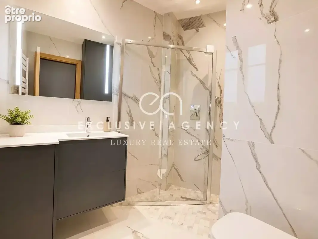 Cannes banane - Appartement 3 pièces de 66m² refait à neuf - photo 9