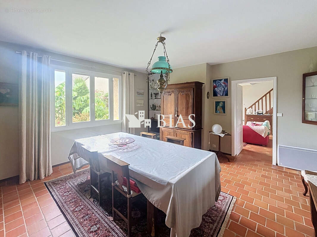 Maison 4 pièces 98 m² à vendre à Amfreville-Sous-Les-Monts (27380) - photo 6