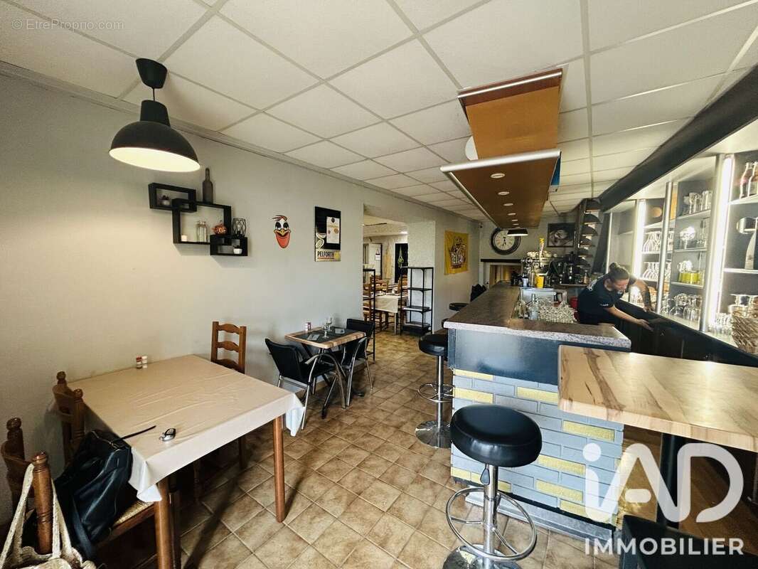 Commerce 146 m² à Dracy-Le-Fort  - photo 2