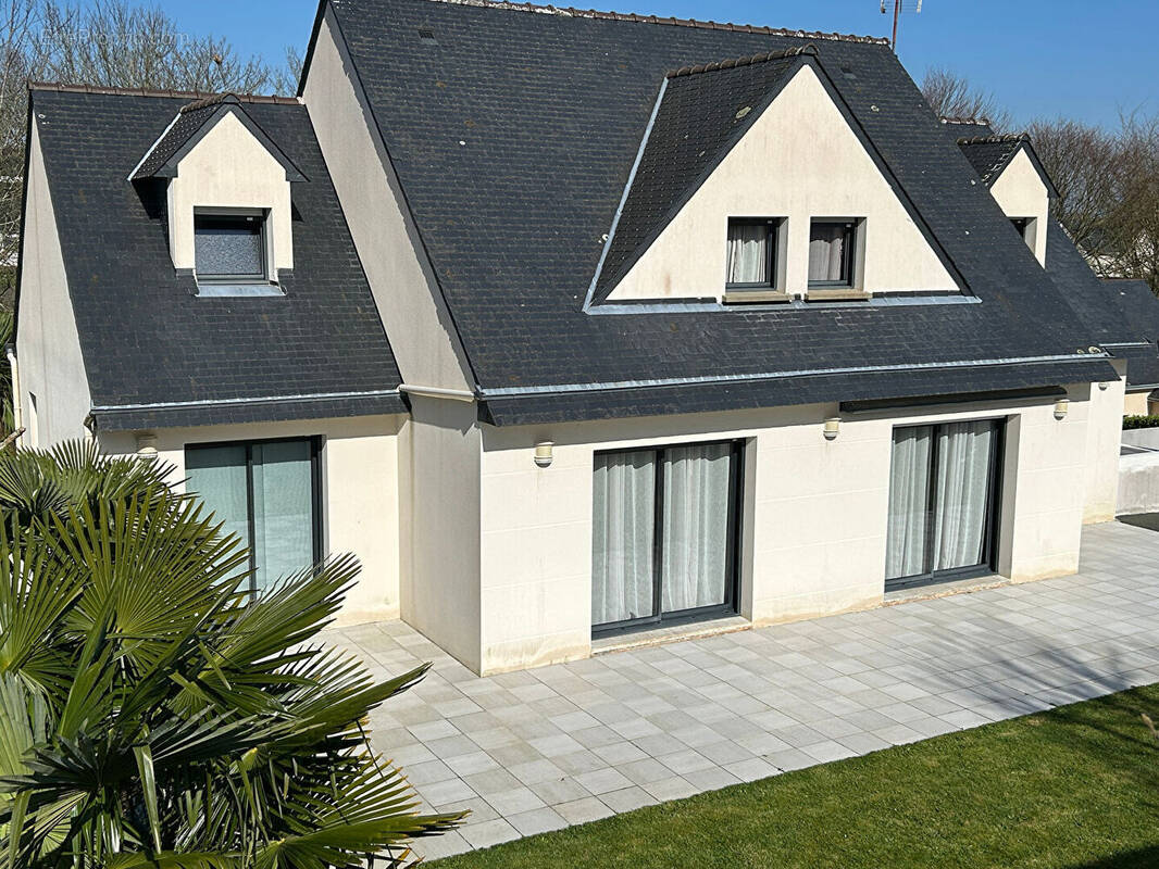 Maison à PLONEIS