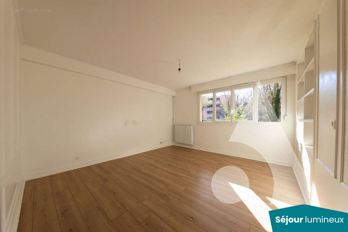 Appartement à EVRY