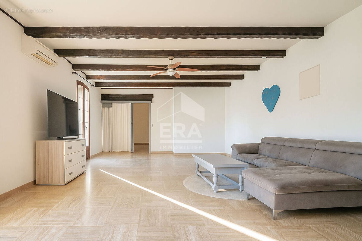 Appartement à CHATEAUNEUF-LES-MARTIGUES