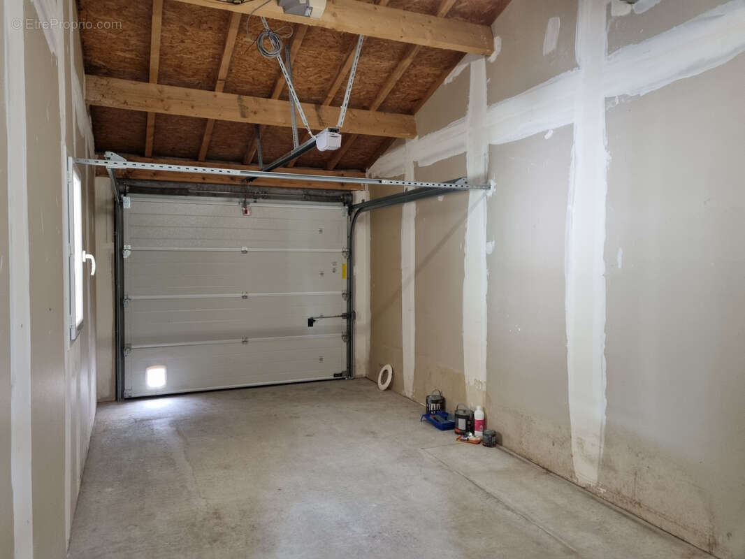 Maison à JONQUERETTES