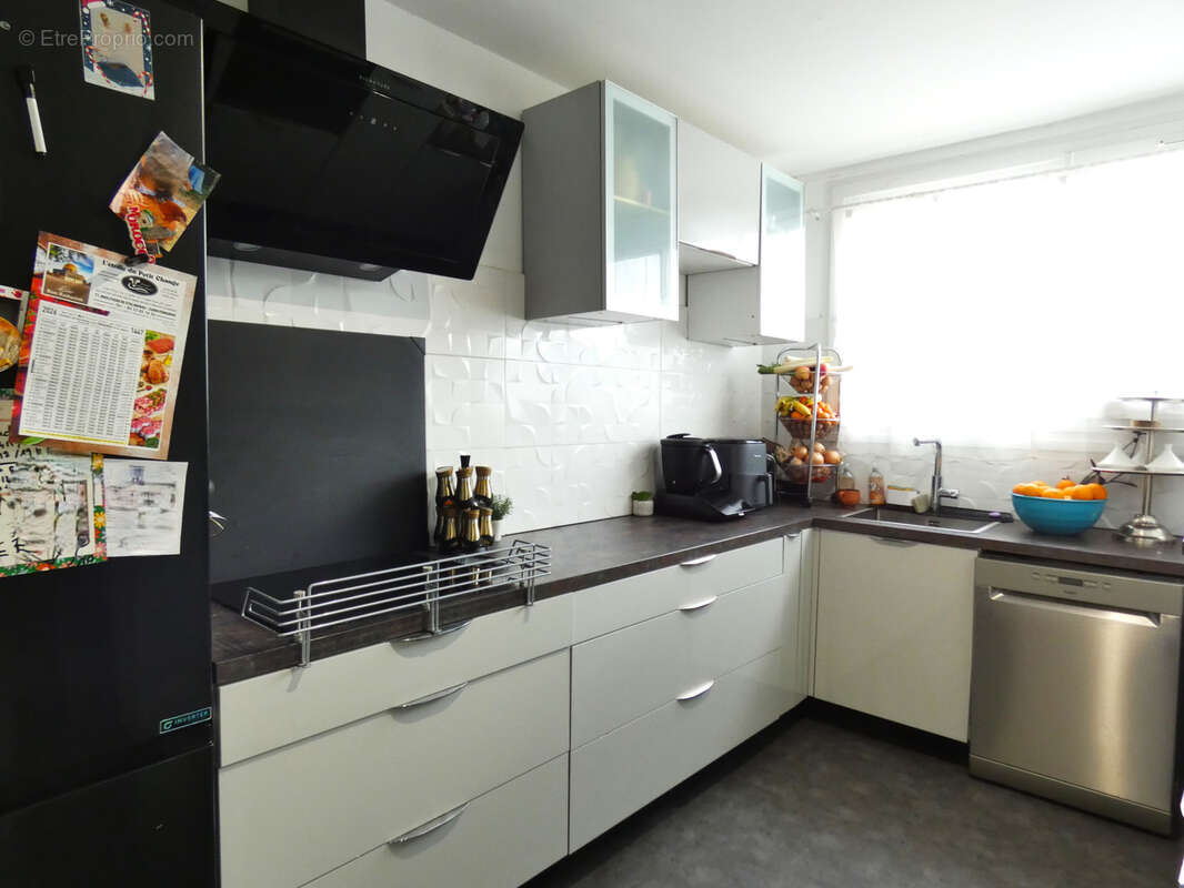 Maison à SAINT-LEON-SUR-L'ISLE