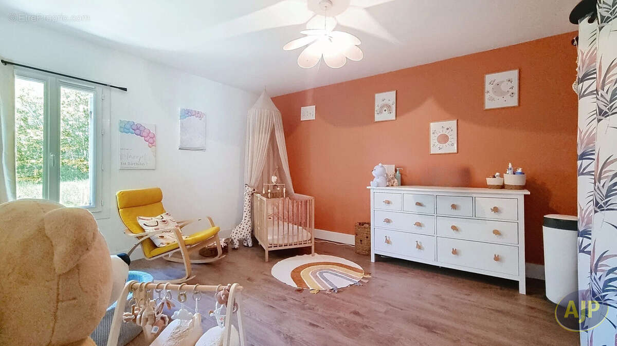 Maison à SAINT-MICHEL-DE-FRONSAC