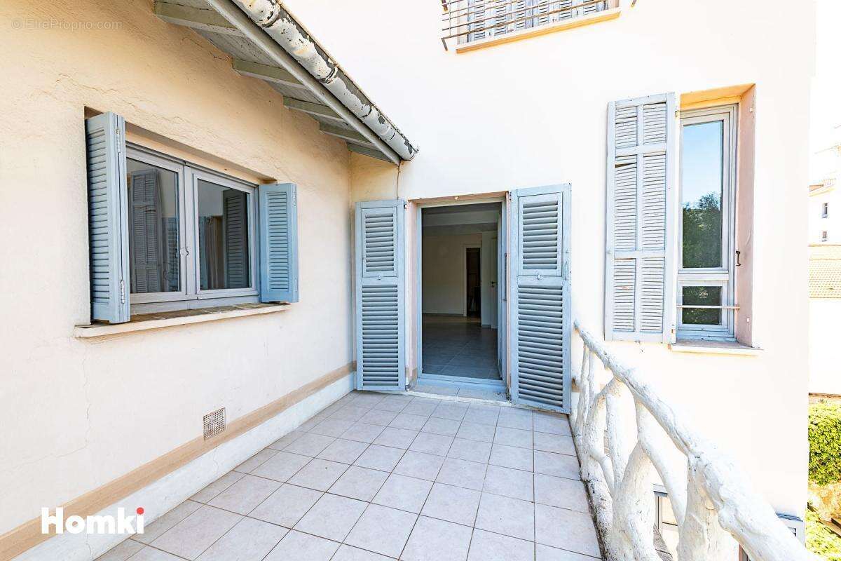 Appartement à MENTON