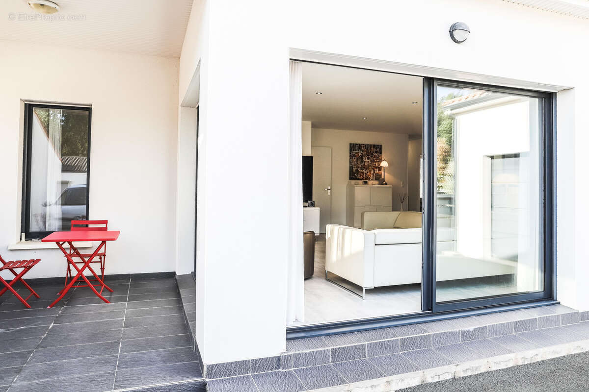 Maison à VAUX-SUR-MER