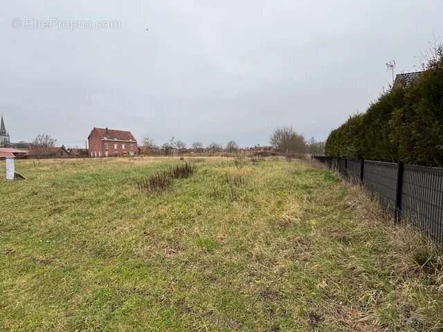Terrain à WERVICQ-SUD