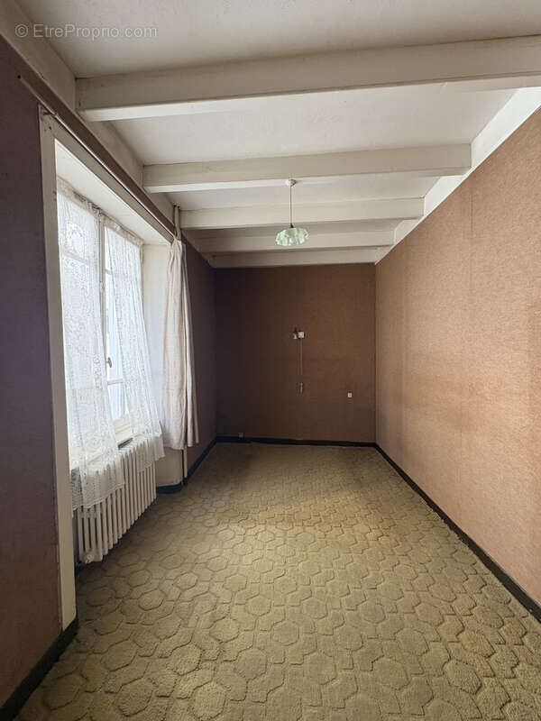 Maison à SAINT-SULIAC