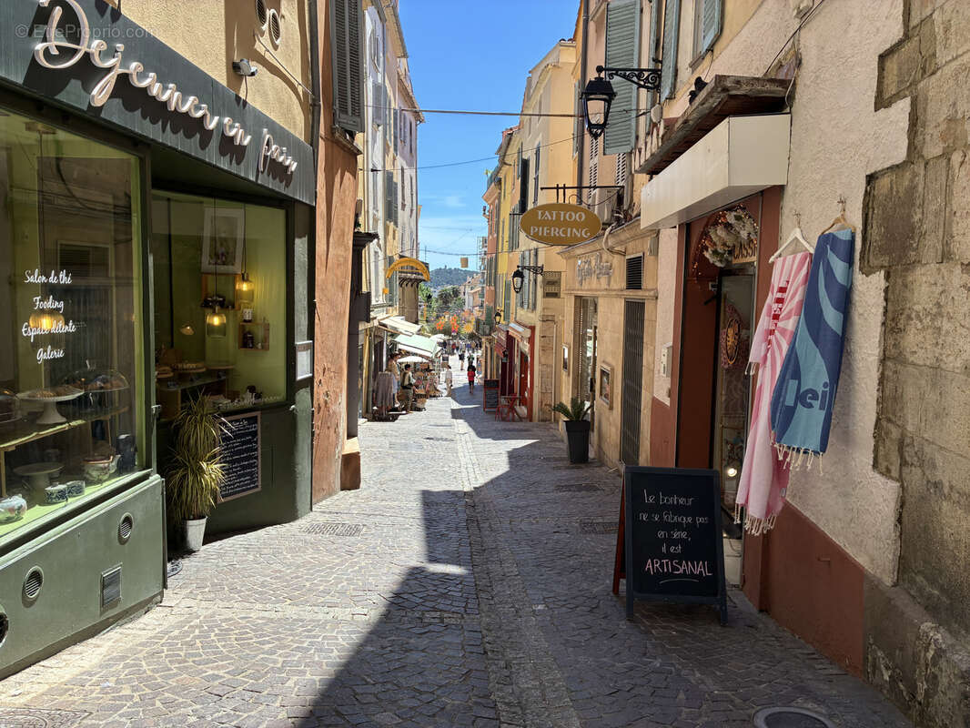 Appartement à HYERES