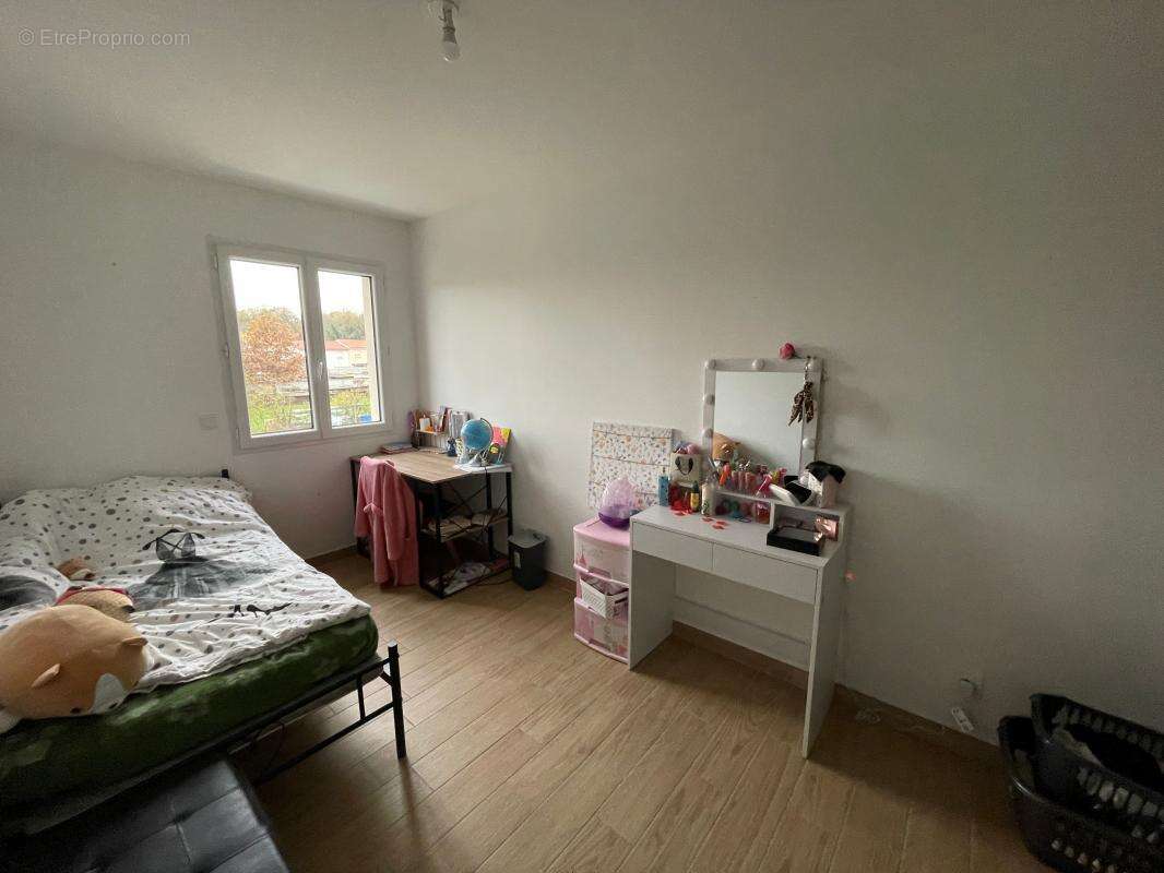 Maison à PONT-DE-CHERUY